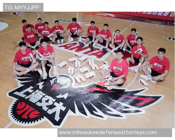 上海篮球队中路突破革新探讨与未来发展展望