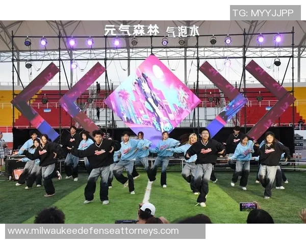 街舞文化的崛起与挑战杭州街舞队如何实现反击与突破